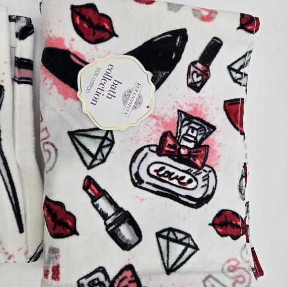 2 100% Cotton Towels & Wash Clothes, Decorative. 48x28 Towels - Picture 4 of 11